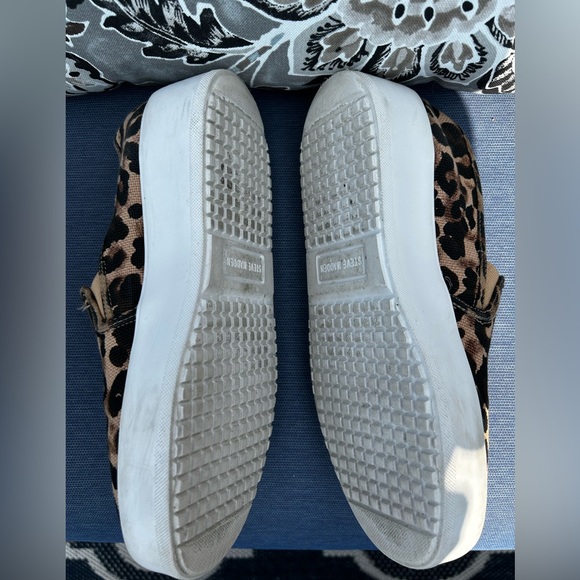 Steve Madden Cheetah print shoes. Size:6M - Picture 5 of 7